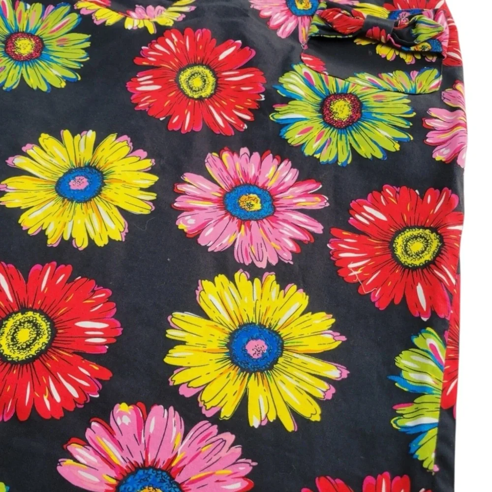 Andrea Viccaro Y2K 1990’s Colorful Daisy ‎ Bright Artsy Pencil Skirt. Size 10